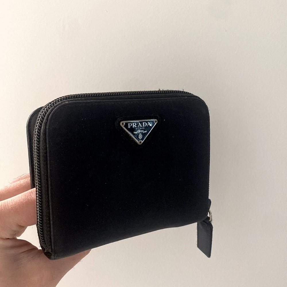 Authentic Vintage Y2K PRADA Wallet